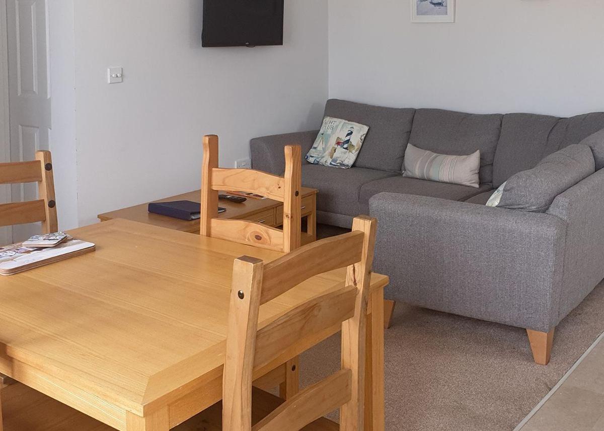 Mundesley Holiday Village Exterior photo